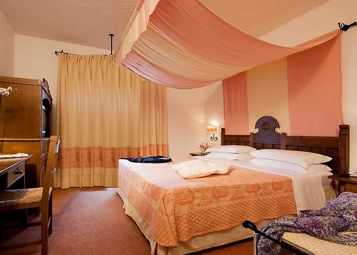 Colonna Gry Capo Testa Hotel 5*