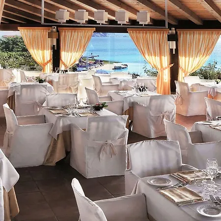 酒店 Colonna Grand Capo Testa, A Colonna Luxury Hotel, Santa Teresa Sardegna 圣特雷莎加卢拉